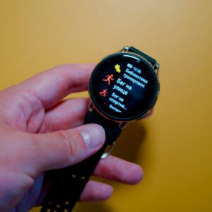 Smartwatch sportowy z pulsometrem